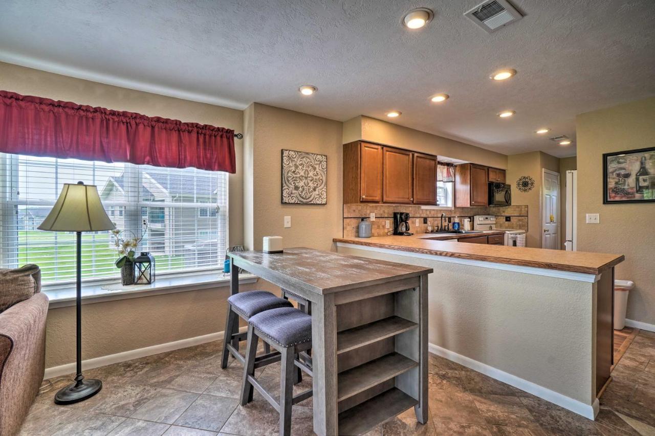Branson Resort Condo With Scenic Patio And Pool Access Esterno foto